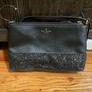 Kate spade wristlet purse